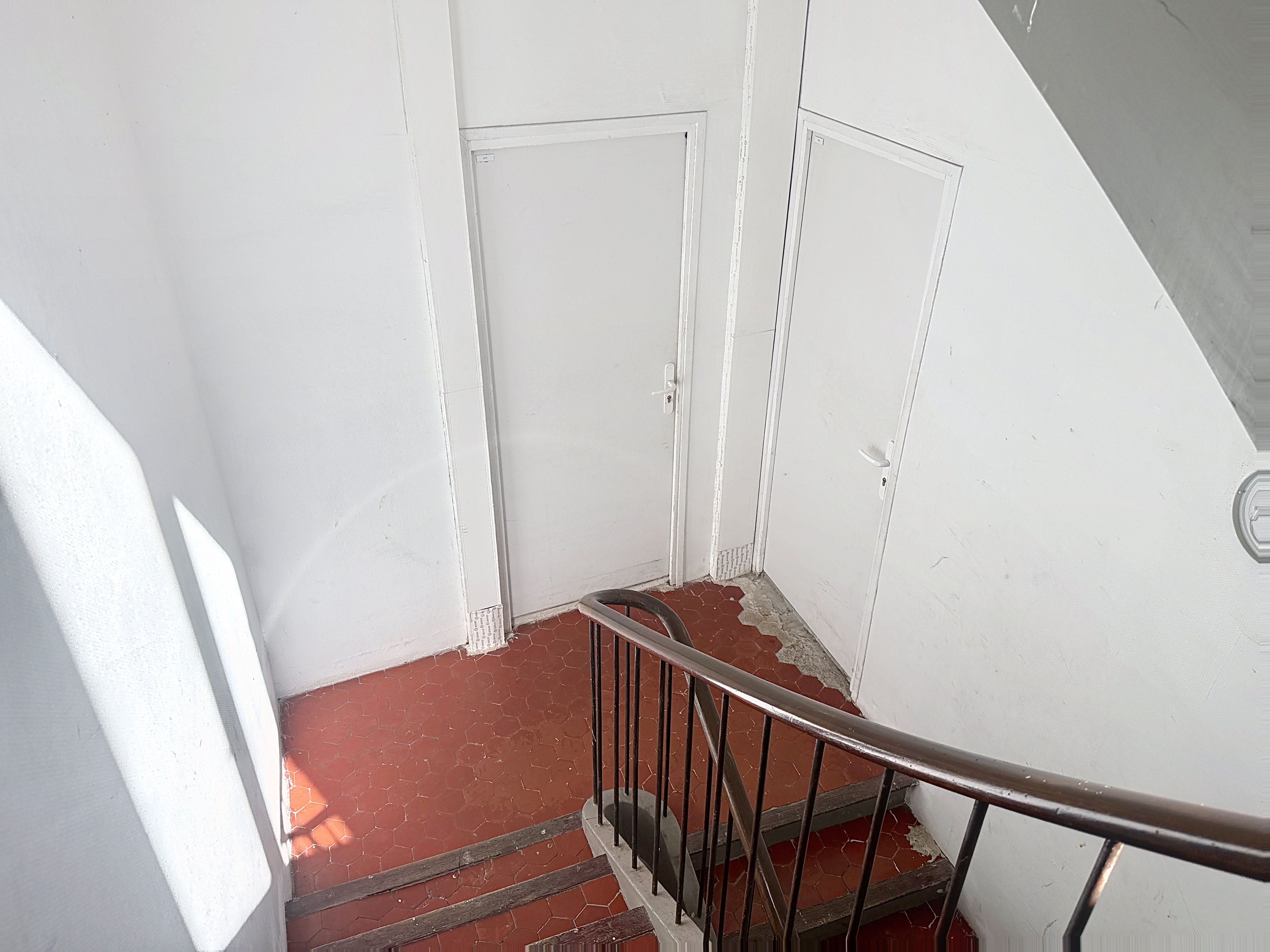 IMMEUBLE DE RAPPORT – QUARTIER PRADO / ANGLAIS - CANNES - 17