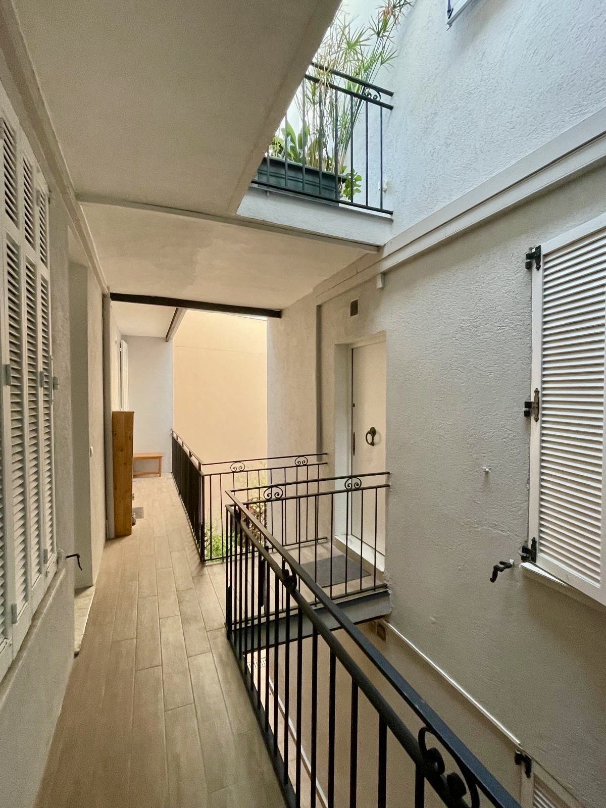 IMMEUBLE DE RAPPORT – ANTIBES – PROCHE VIELLE VILLE - 4